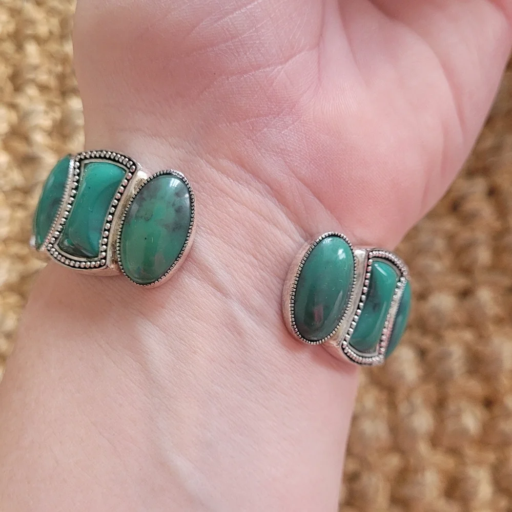 Monet faux turquoise stone and silver toned stretch bracelet